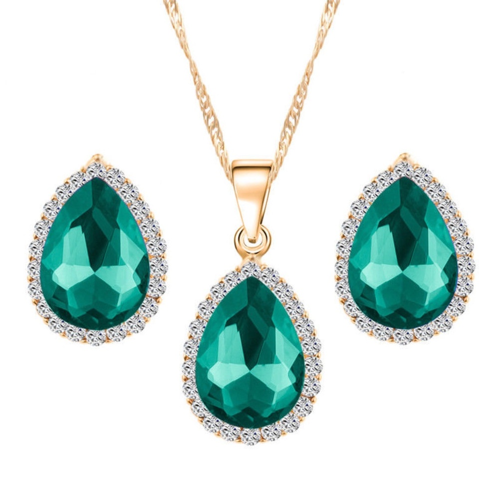 ➰Beautiful Necklace Set - Picture 2 of 3